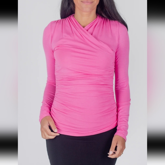 Soft Pink Tee-shirt - Picture 1 of 5